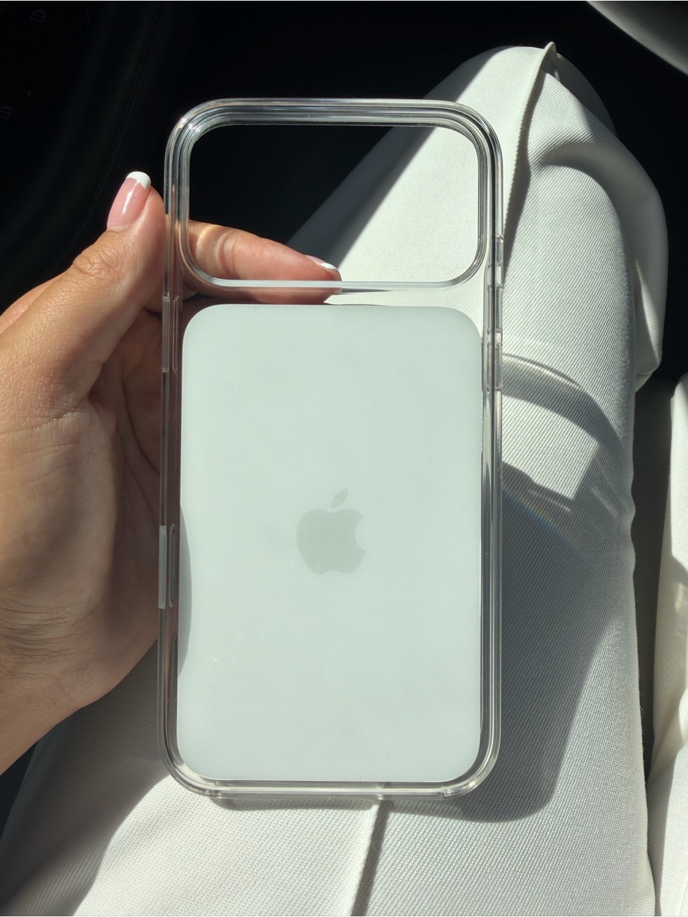 apple clear magsafe case